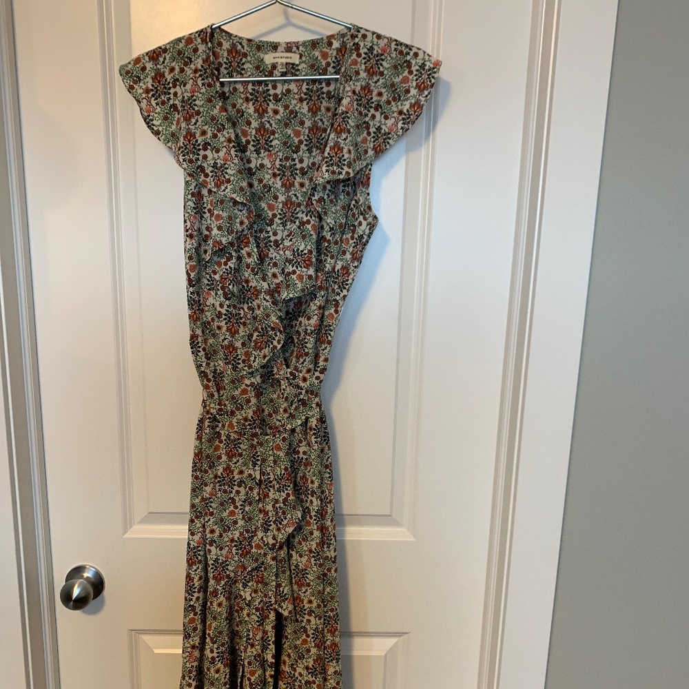Ladies Max Studio Wrap dress